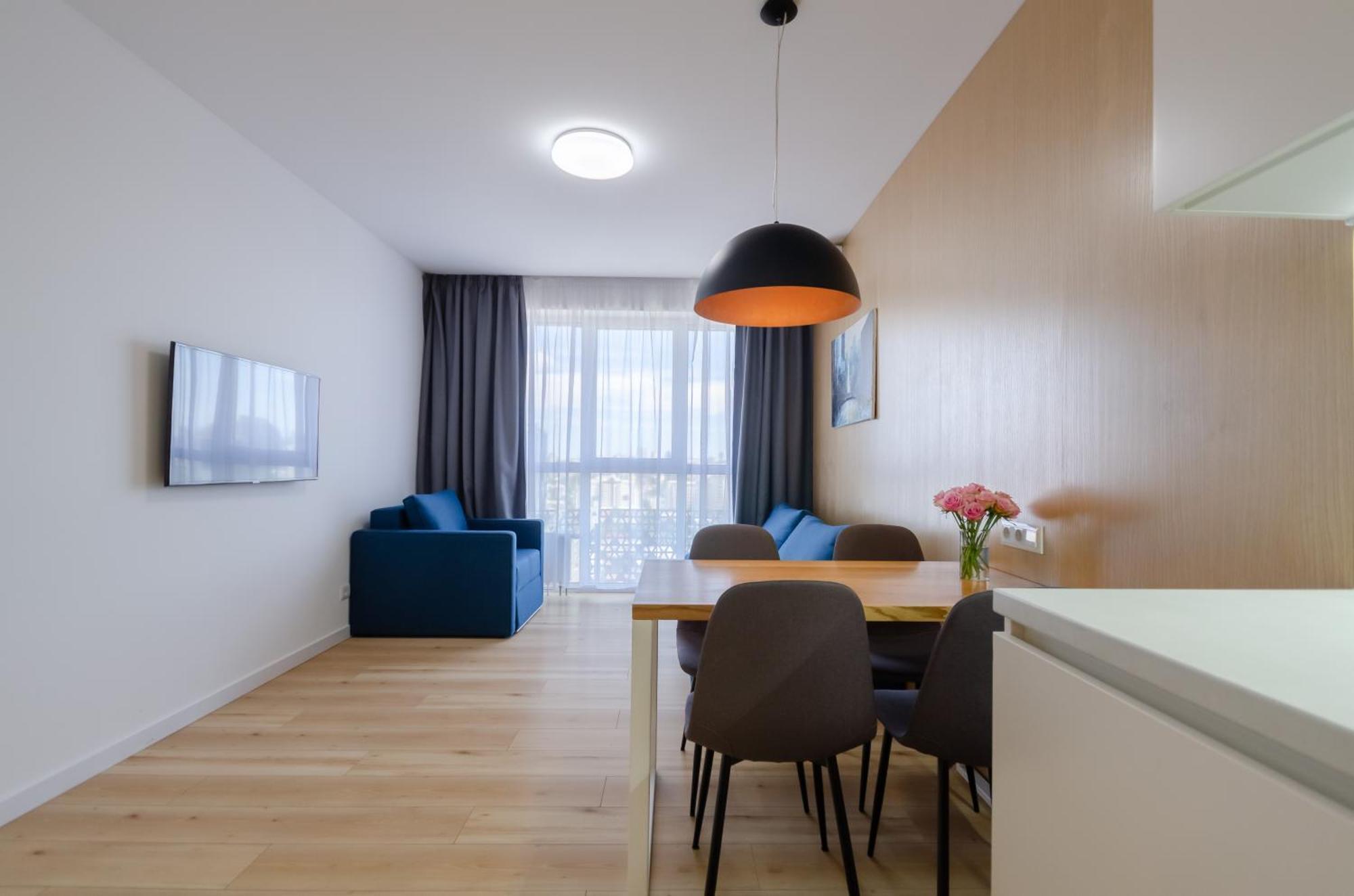 Petrovdom 205-206 Panoramic City View Apartments At Rc Kvartet, Central Railway Station Kyiv Exterior photo